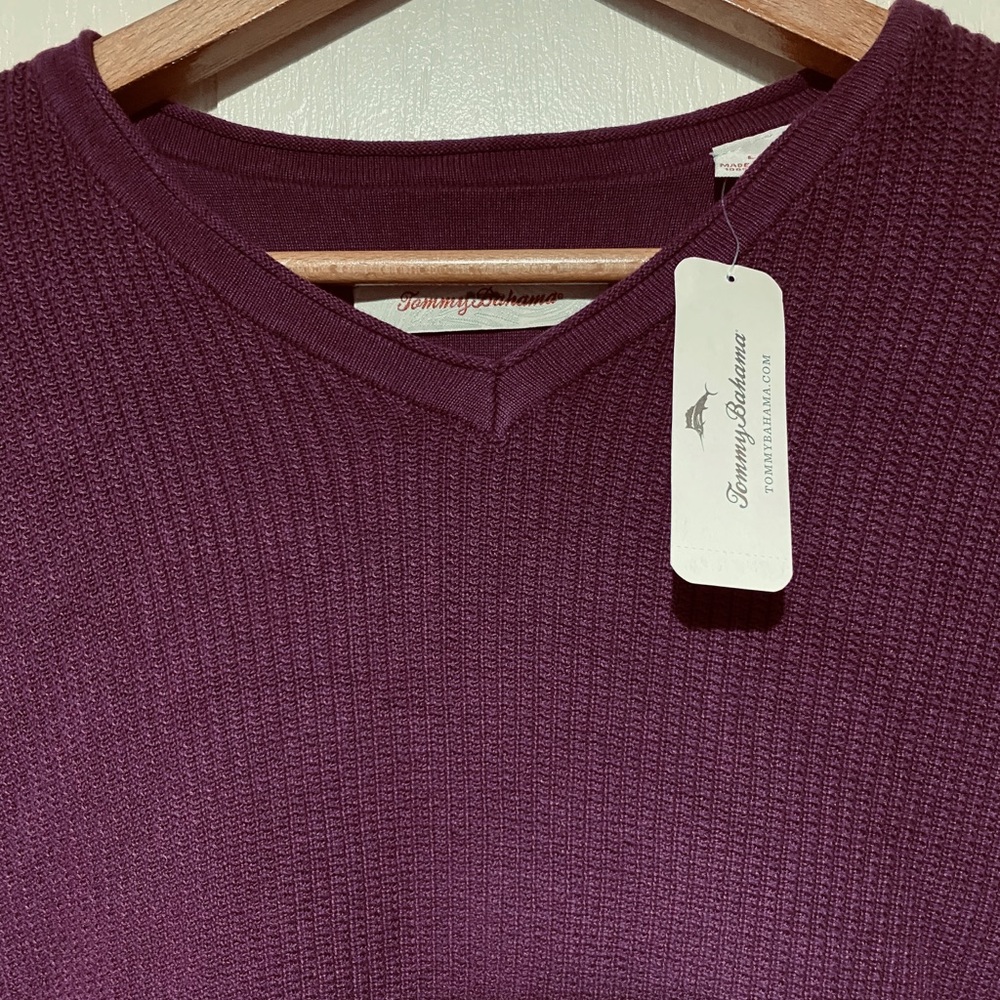 Tommy Bahamas Ocean Avenue v- neck sweater
